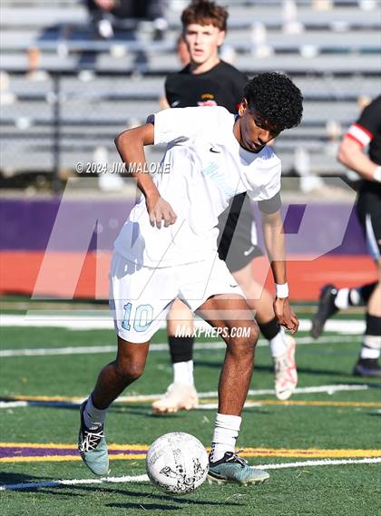 Thumbnail 2 in Dougherty Valley vs. Monte Vista (EBAL Championship) photogallery.