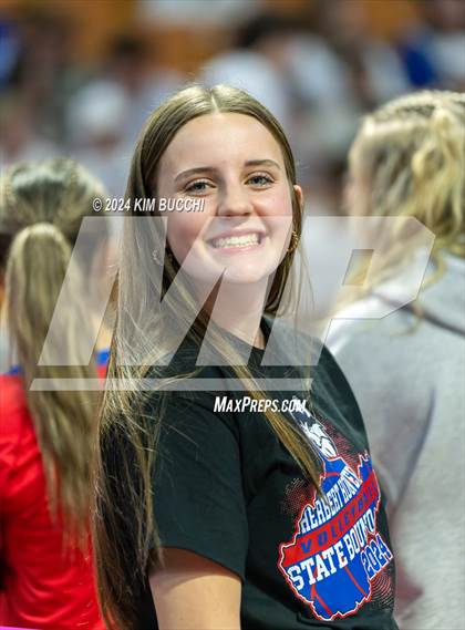 Thumbnail 3 in Hoover vs. Shady Spring (WVSSAC Class AAA Semifinal) photogallery.
