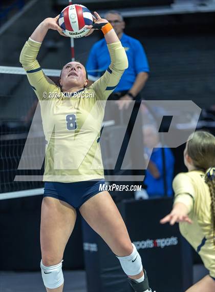 Thumbnail 3 in Hoover vs. Shady Spring (WVSSAC Class AAA Semifinal) photogallery.