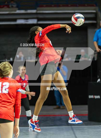 Thumbnail 1 in Hoover vs. Shady Spring (WVSSAC Class AAA Semifinal) photogallery.