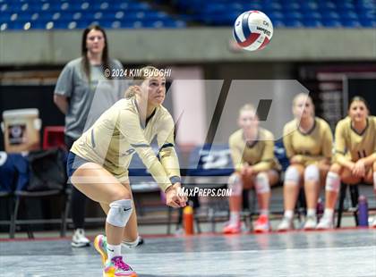 Thumbnail 1 in Hoover vs. Shady Spring (WVSSAC Class AAA Semifinal) photogallery.