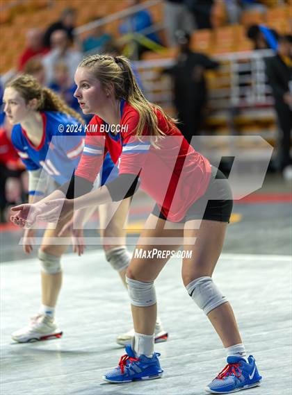 Thumbnail 3 in Hoover vs. Shady Spring (WVSSAC Class AAA Semifinal) photogallery.