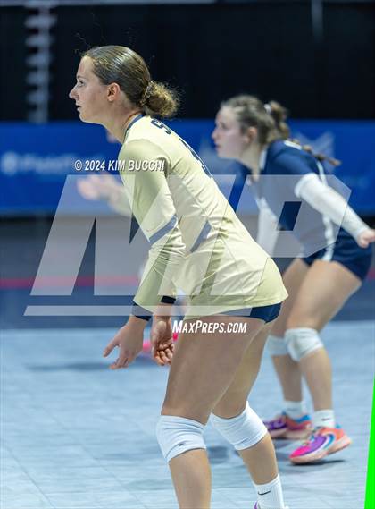 Thumbnail 2 in Hoover vs. Shady Spring (WVSSAC Class AAA Semifinal) photogallery.