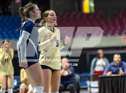 Thumbnail 2 in Hoover vs. Shady Spring (WVSSAC Class AAA Semifinal) photogallery.