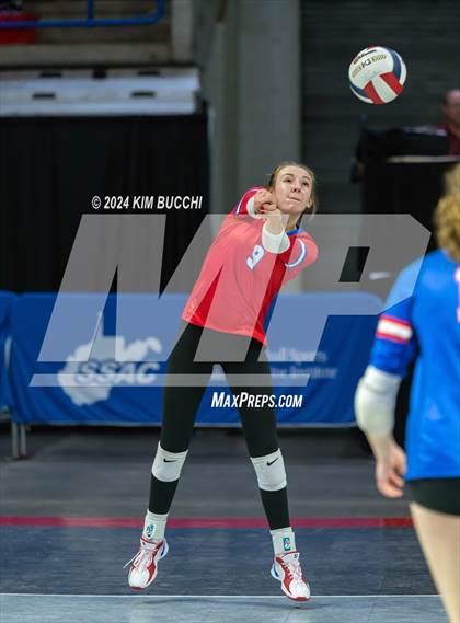 Thumbnail 2 in Hoover vs. Shady Spring (WVSSAC Class AAA Semifinal) photogallery.