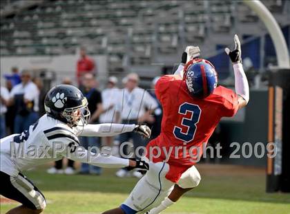 Thumbnail 3 in Marin Catholic vs. Serra (CIF State D3 Final) photogallery.
