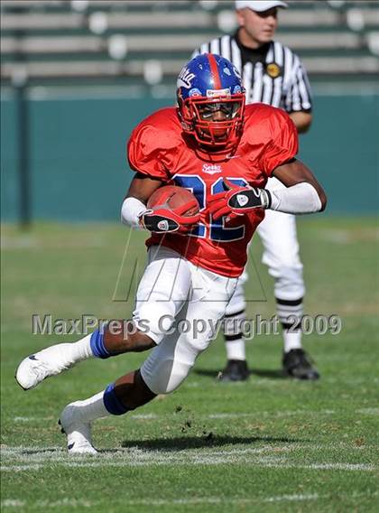Thumbnail 3 in Marin Catholic vs. Serra (CIF State D3 Final) photogallery.