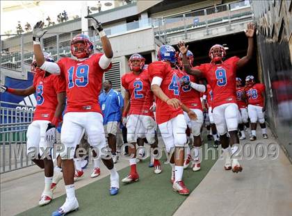 Thumbnail 3 in Marin Catholic vs. Serra (CIF State D3 Final) photogallery.
