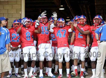 Thumbnail 2 in Marin Catholic vs. Serra (CIF State D3 Final) photogallery.