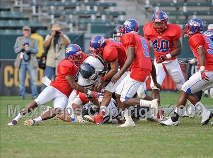 Thumbnail 3 in Marin Catholic vs. Serra (CIF State D3 Final) photogallery.