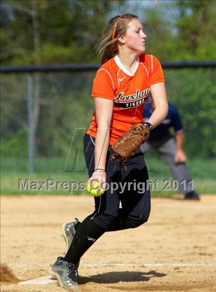 Thumbnail 1 in Glen Este vs Loveland photogallery.