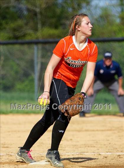 Thumbnail 3 in Glen Este vs Loveland photogallery.