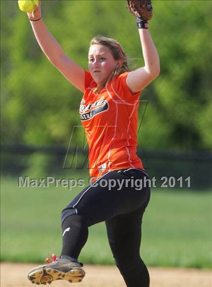 Thumbnail 3 in Glen Este vs Loveland photogallery.