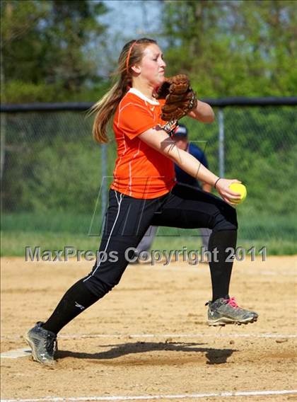 Thumbnail 3 in Glen Este vs Loveland photogallery.