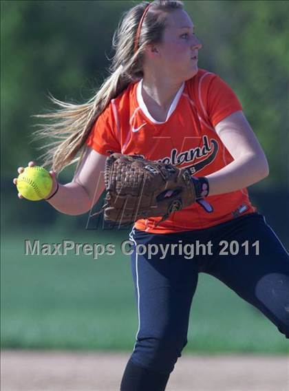 Thumbnail 1 in Glen Este vs Loveland photogallery.