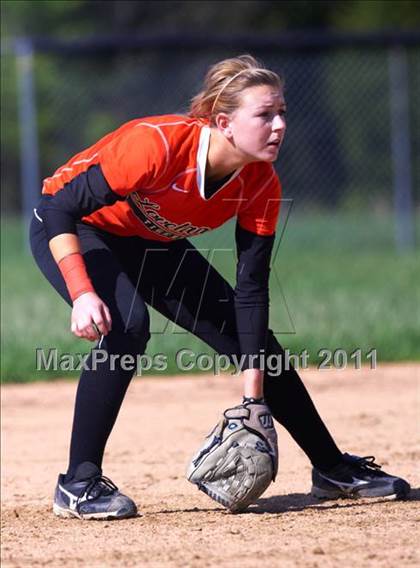 Thumbnail 3 in Glen Este vs Loveland photogallery.