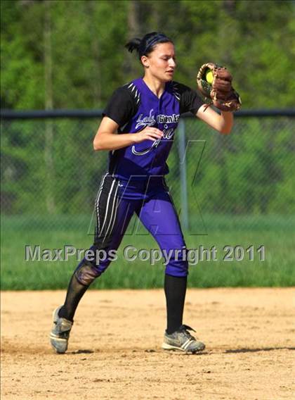 Thumbnail 2 in Glen Este vs Loveland photogallery.