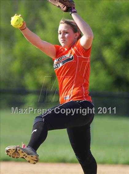 Thumbnail 3 in Glen Este vs Loveland photogallery.