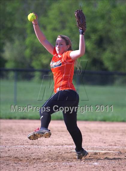 Thumbnail 1 in Glen Este vs Loveland photogallery.
