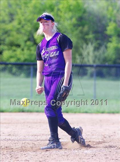 Thumbnail 3 in Glen Este vs Loveland photogallery.