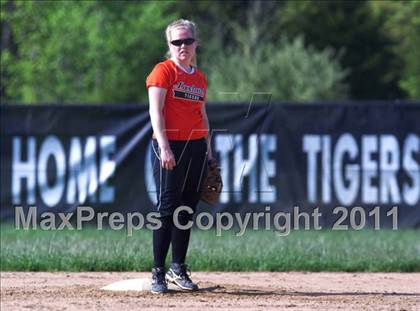 Thumbnail 2 in Glen Este vs Loveland photogallery.