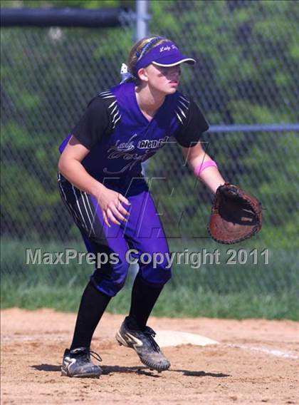 Thumbnail 2 in Glen Este vs Loveland photogallery.
