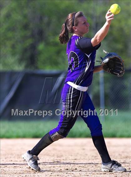 Thumbnail 1 in Glen Este vs Loveland photogallery.
