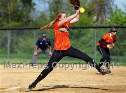 Thumbnail 2 in Glen Este vs Loveland photogallery.