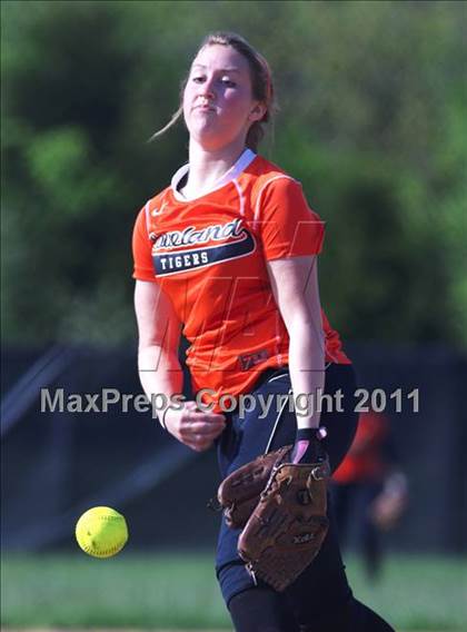 Thumbnail 3 in Glen Este vs Loveland photogallery.