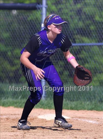 Thumbnail 3 in Glen Este vs Loveland photogallery.