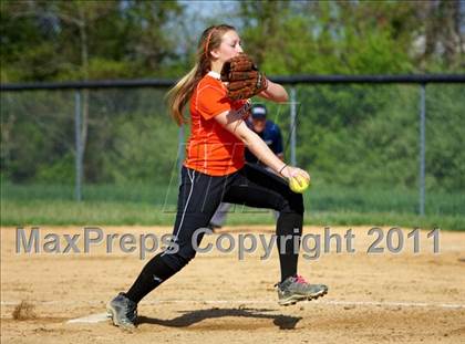 Thumbnail 3 in Glen Este vs Loveland photogallery.