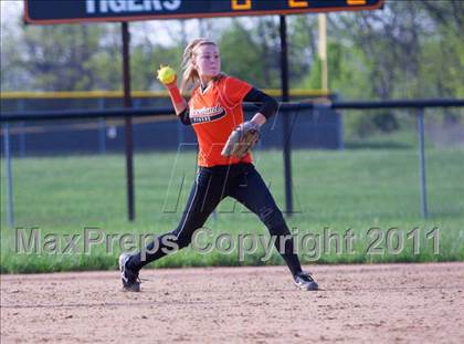 Thumbnail 1 in Glen Este vs Loveland photogallery.