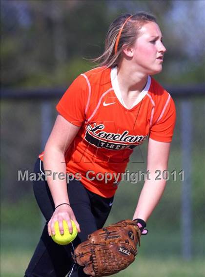 Thumbnail 2 in Glen Este vs Loveland photogallery.