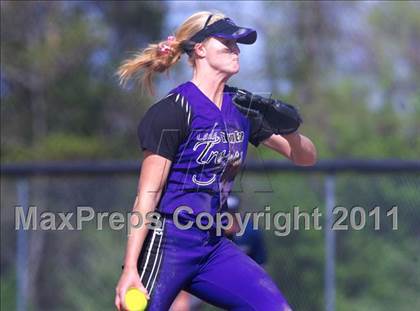 Thumbnail 1 in Glen Este vs Loveland photogallery.