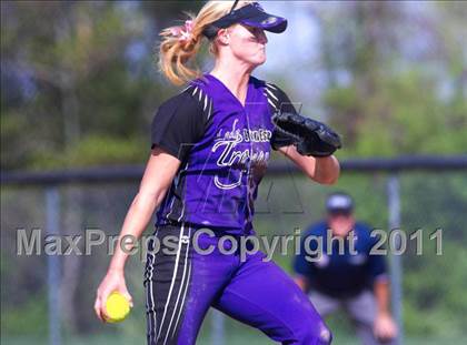 Thumbnail 1 in Glen Este vs Loveland photogallery.