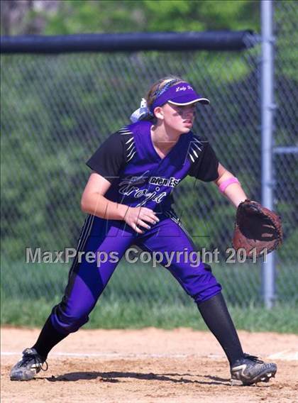 Thumbnail 3 in Glen Este vs Loveland photogallery.