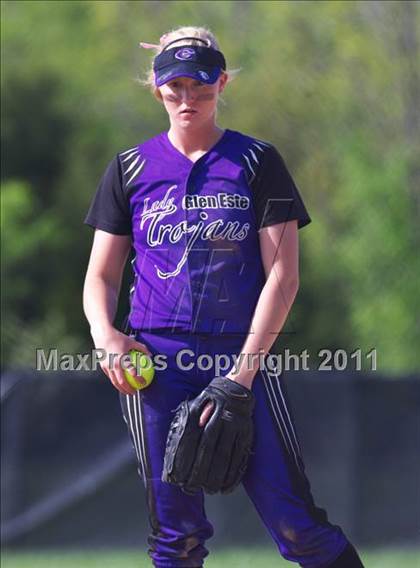 Thumbnail 1 in Glen Este vs Loveland photogallery.