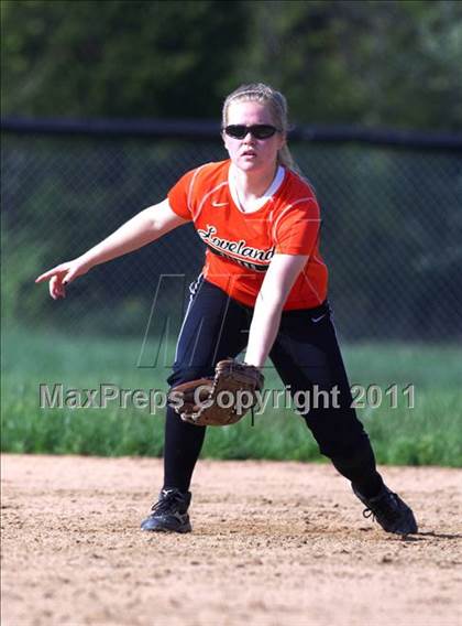 Thumbnail 2 in Glen Este vs Loveland photogallery.