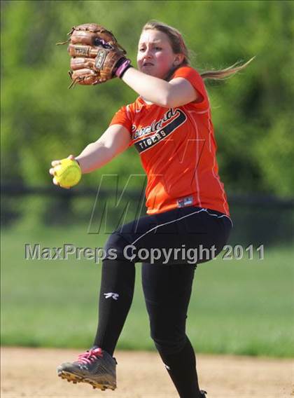Thumbnail 1 in Glen Este vs Loveland photogallery.