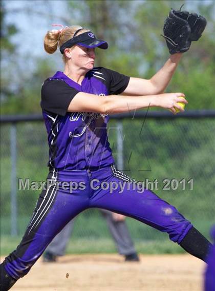 Thumbnail 2 in Glen Este vs Loveland photogallery.