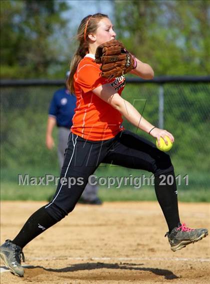 Thumbnail 3 in Glen Este vs Loveland photogallery.