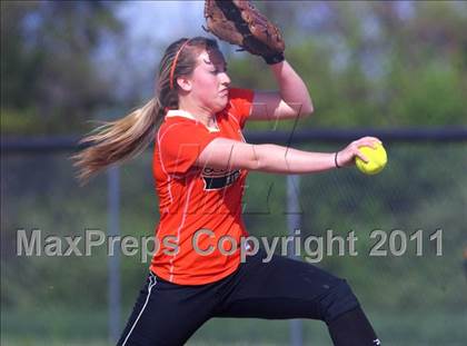 Thumbnail 1 in Glen Este vs Loveland photogallery.