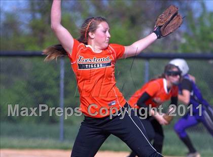 Thumbnail 2 in Glen Este vs Loveland photogallery.