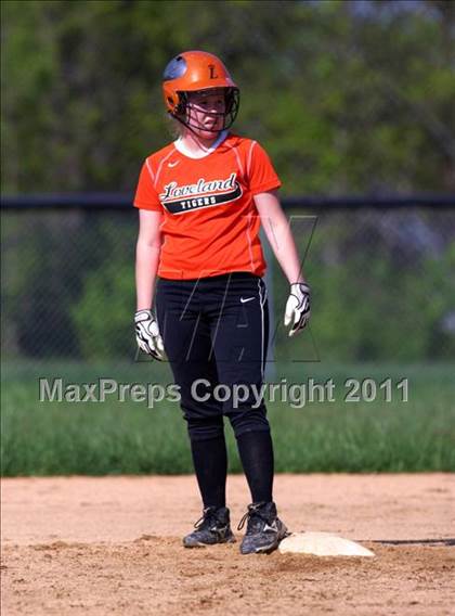 Thumbnail 2 in Glen Este vs Loveland photogallery.