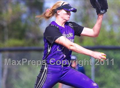 Thumbnail 3 in Glen Este vs Loveland photogallery.