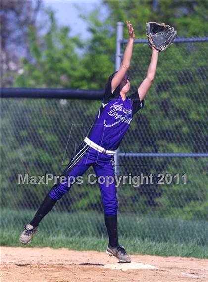 Thumbnail 3 in Glen Este vs Loveland photogallery.