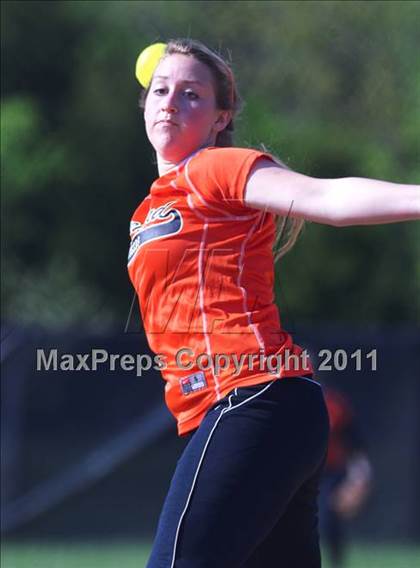 Thumbnail 2 in Glen Este vs Loveland photogallery.