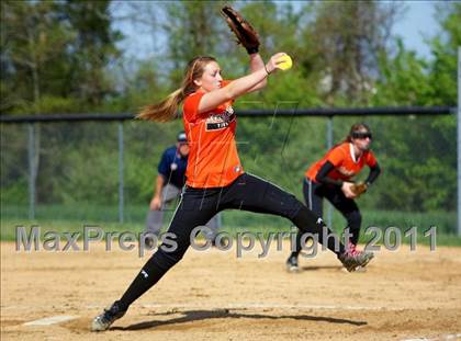 Thumbnail 1 in Glen Este vs Loveland photogallery.