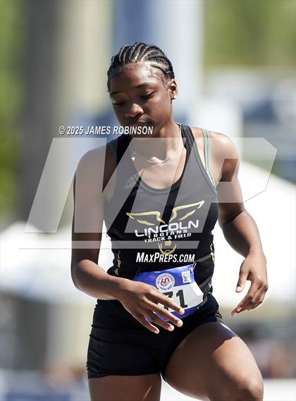 Thumbnail 1 in Bob Hayes Invitational (High Jump) photogallery.