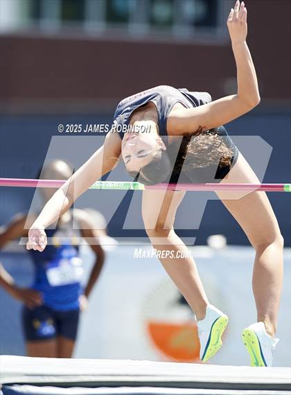 Thumbnail 1 in Bob Hayes Invitational (High Jump) photogallery.